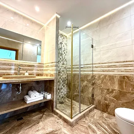 Cosher - Gardenia Palace 10 Free Parking *