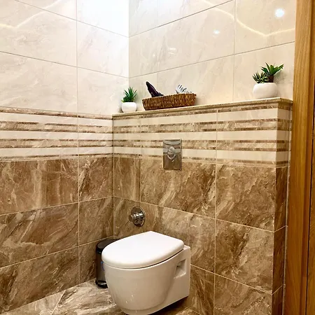 Cosher - Gardenia Palace 10 Free Parking