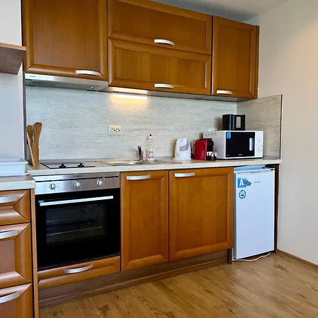 Cosher - Gardenia Palace 10 Free Parking פומורי