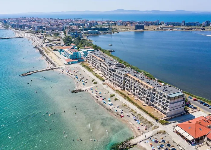 Cosher - Gardenia Palace 10 Free Parking Апартамент